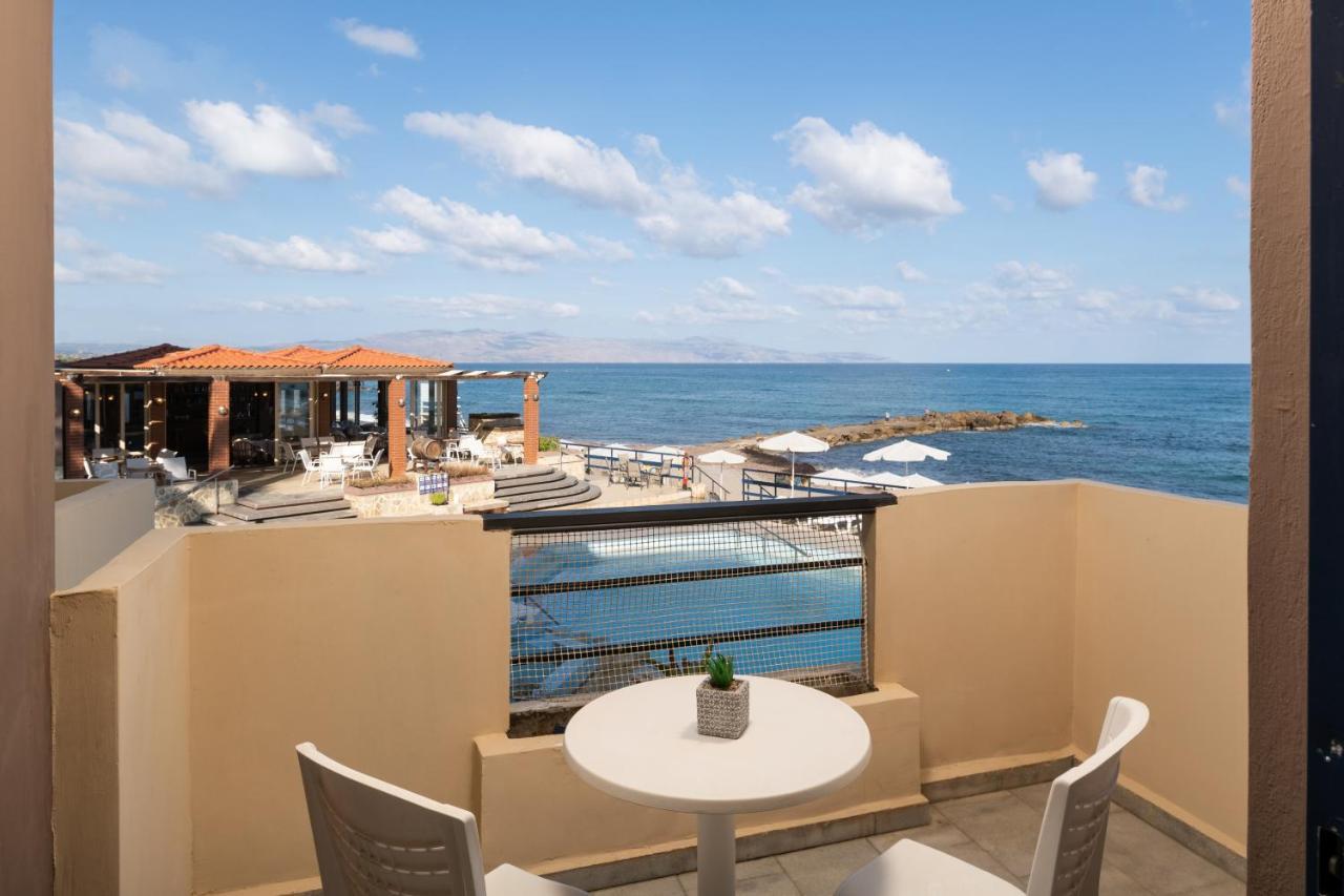 Hotel Haris On The Beach Agia Marina  Bagian luar foto