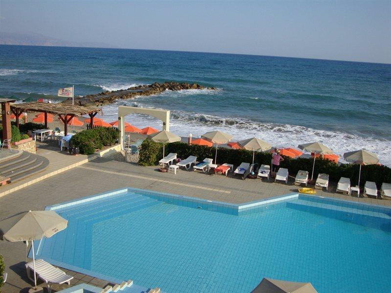 Hotel Haris On The Beach Agia Marina  Bagian luar foto