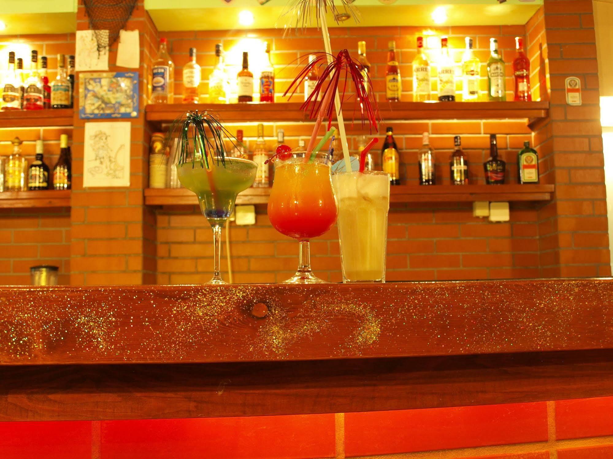 Hotel Haris On The Beach Agia Marina  Bagian luar foto